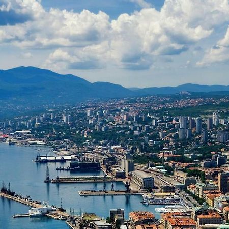Apartment Pipo Rijeka Buitenkant foto