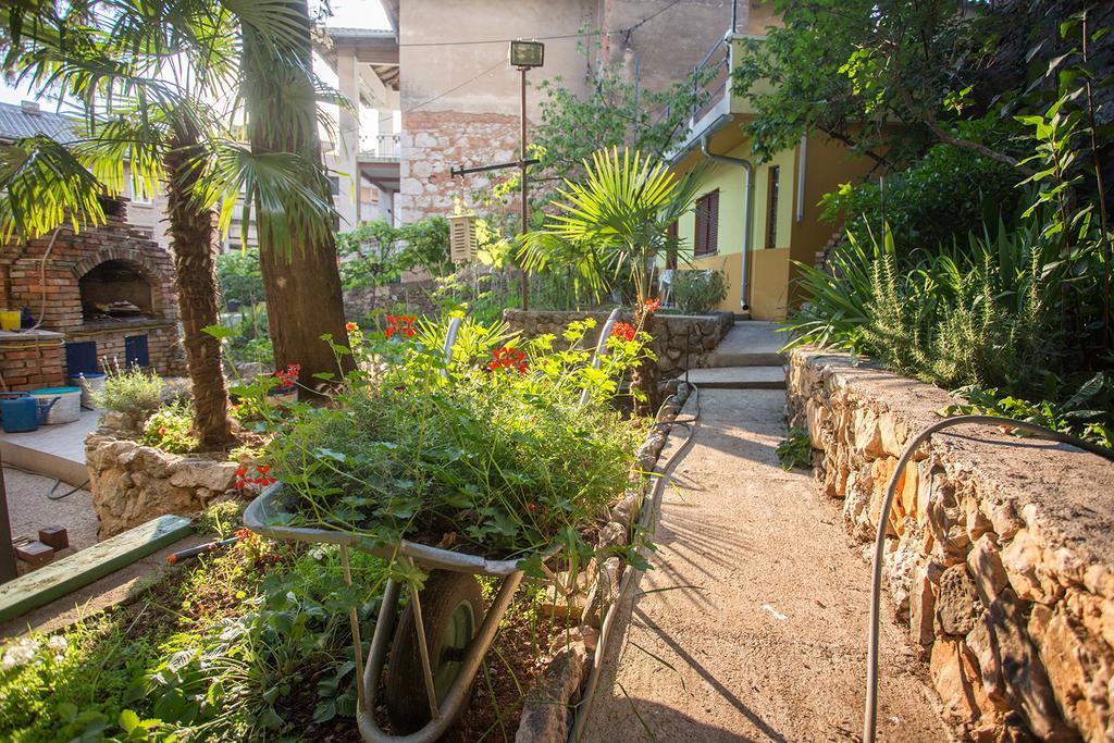 Apartment Pipo Rijeka Buitenkant foto